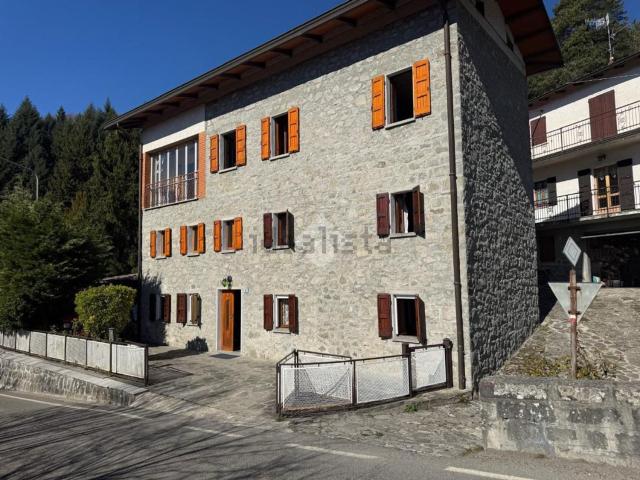 Casa in vendita a Appennino Reggiano, Re