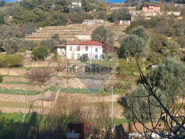 Casa in vendita a Poggio di Sanremo, San Remo