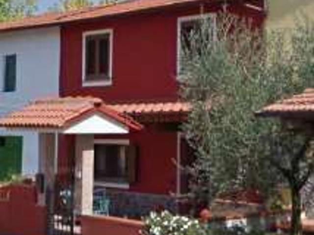 Casa in vendita a Uggia, Montevettolini