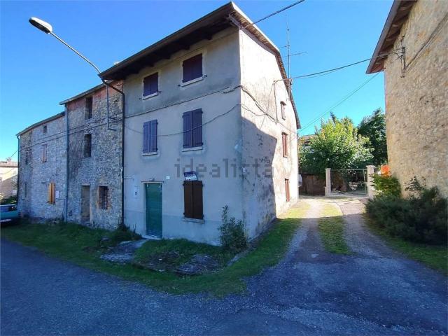 Casa in vendita a Gropparello, Reggio Emilia