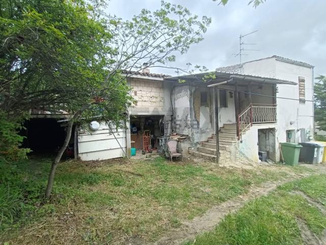 Casa in vendita a Penne, Abruzzo