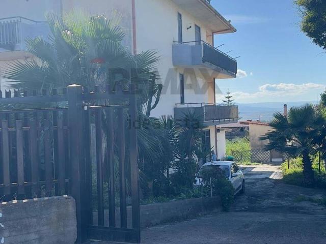 Casa in vendita a Collina Primosole, Catania