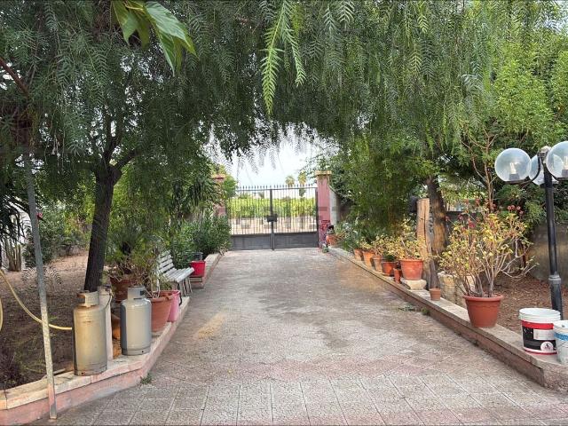 Casa in vendita a Torricella, Taranto