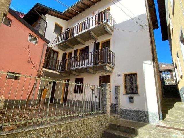 Casa in vendita a Comunità Montana del Piambello, Cugliate Fabiasco
