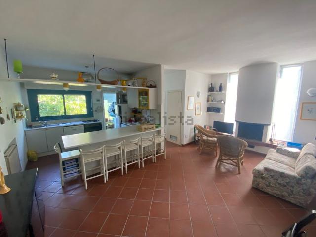 Casa in vendita a Montignoso, Toscana