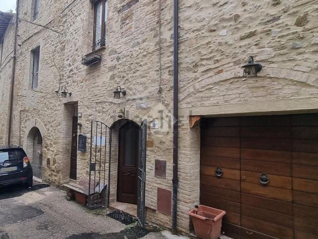 Casa in vendita a Bevagna, Perugia