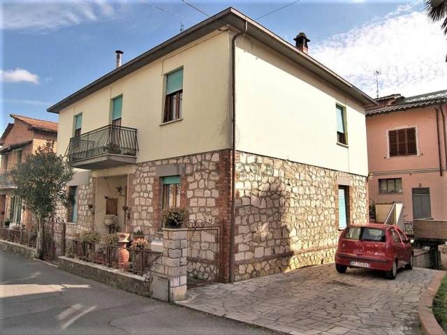 Casa in vendita a Torrita, Toscana