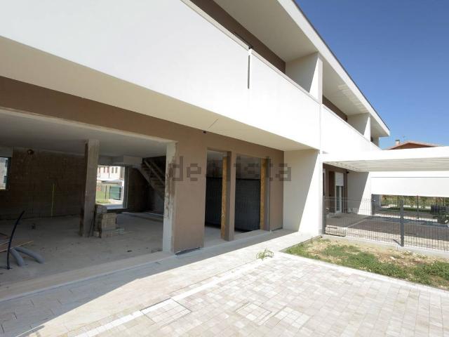 Casa in vendita a Loreggia, Padova