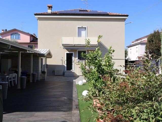Casa in vendita a Rottofreno, Reggio Emilia