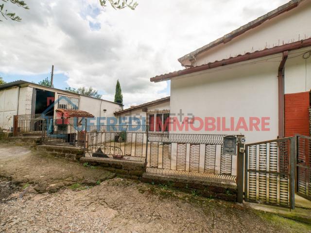 Casa in vendita a Paliano, Lazio