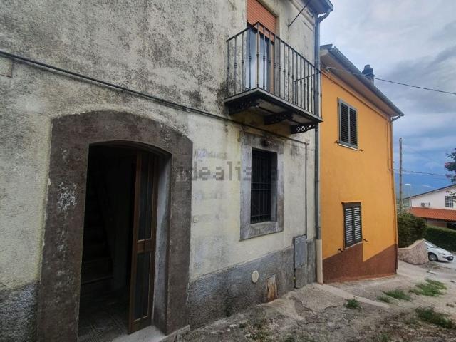 Casa in vendita a Colli a Volturno, Isernia