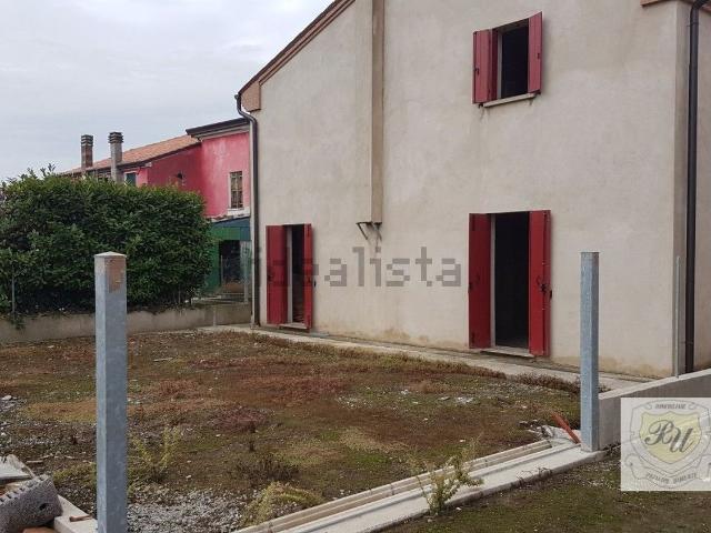 Casa in vendita a Este, Padova