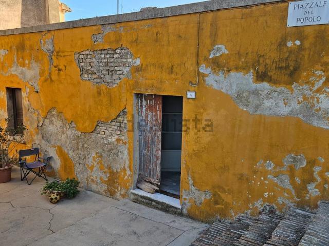 Casa in vendita a Colli al Metauro, Marche