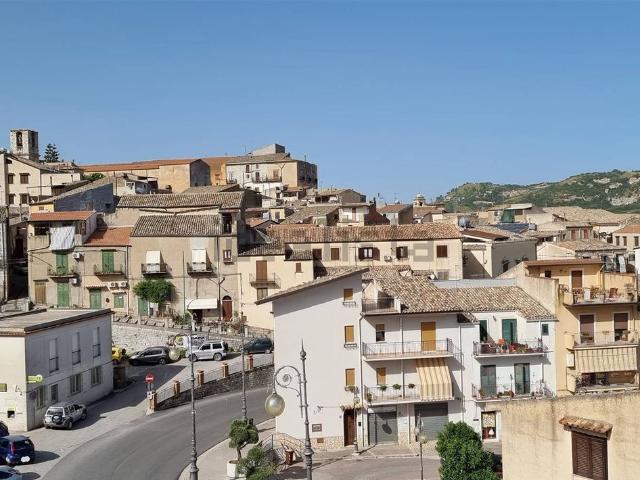 Casa in vendita a Chiusa Sclafani, Sicilia