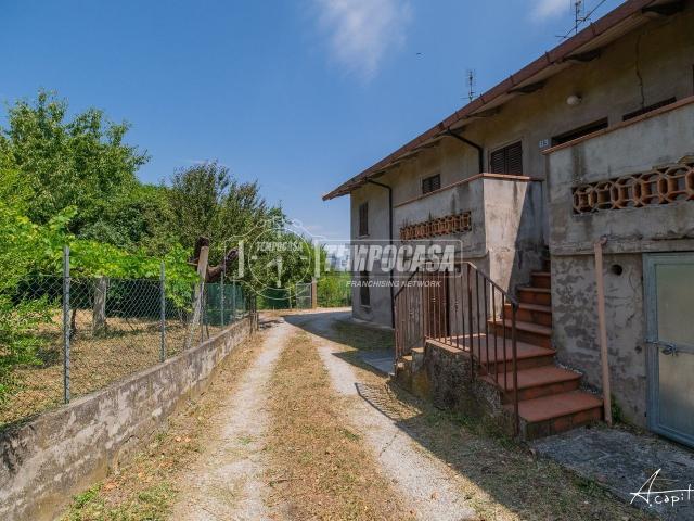 Casa in vendita a Mercato Saraceno, Forlì-Cesena