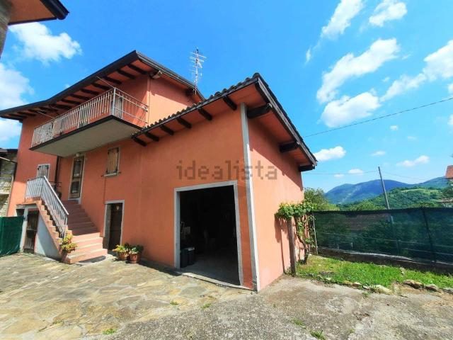 Casa in vendita a Vezzolacca, Vernasca