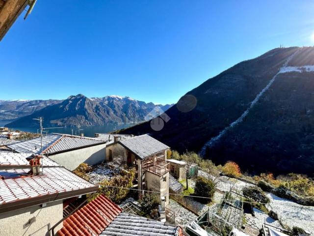 Casa in vendita a Fonteno, Lombardia