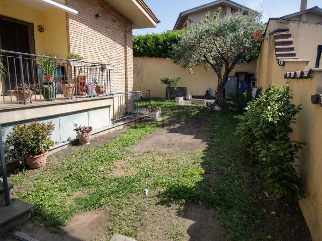 Casa in vendita a Madonnetta, Roma Capitale