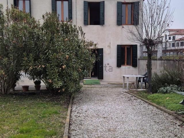 Casa in vendita a Piazza Vecchia, Mira Taglio