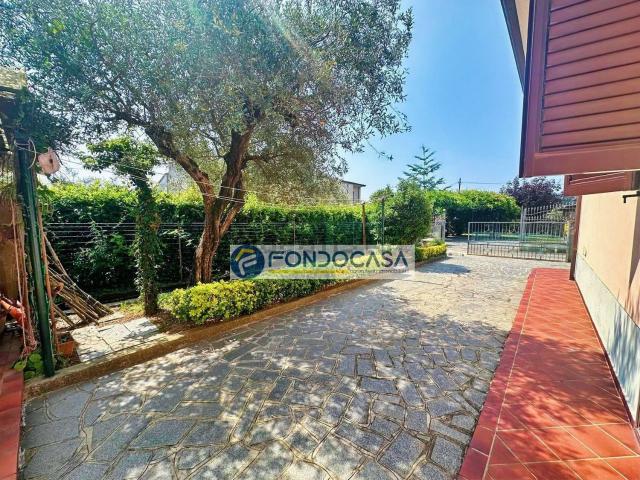 Casa in vendita a Romagnano, Marina Di Massa