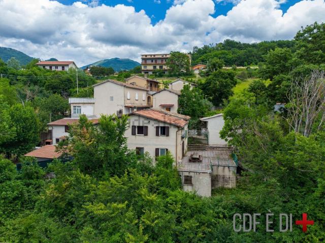 Casa in vendita a Cantalice, Lazio