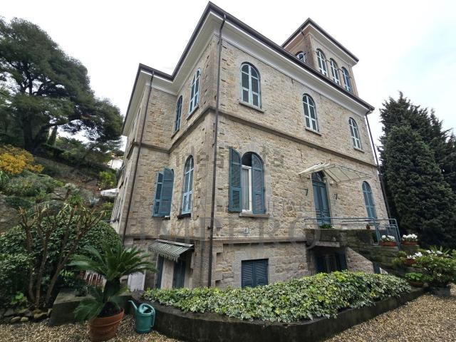 Casa in vendita a Vallecrosia, Liguria