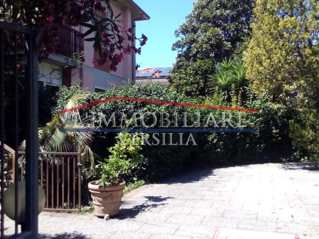 Casa in vendita a Partaccia, Marina Di Massa