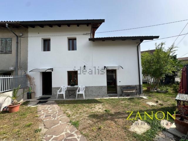 Casa in vendita a Lucinico / Ločnik / Luzinìs, Gorizia