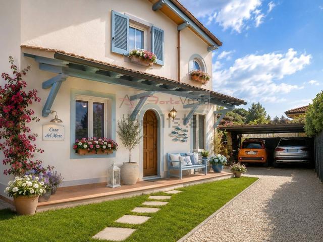 Casa in vendita a Vittoria Apuana, Forte dei Marmi
