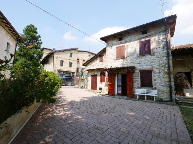 Casa in vendita a Unione dei comuni del Frignano, Serramazzoni