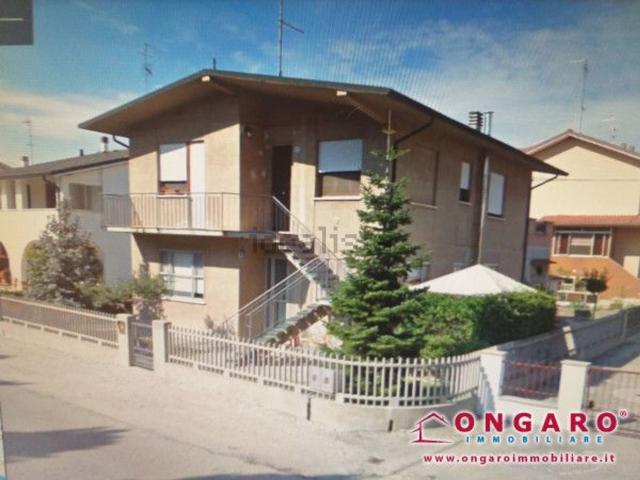 Casa in vendita a Unione Terre e Fiumi, Copparo