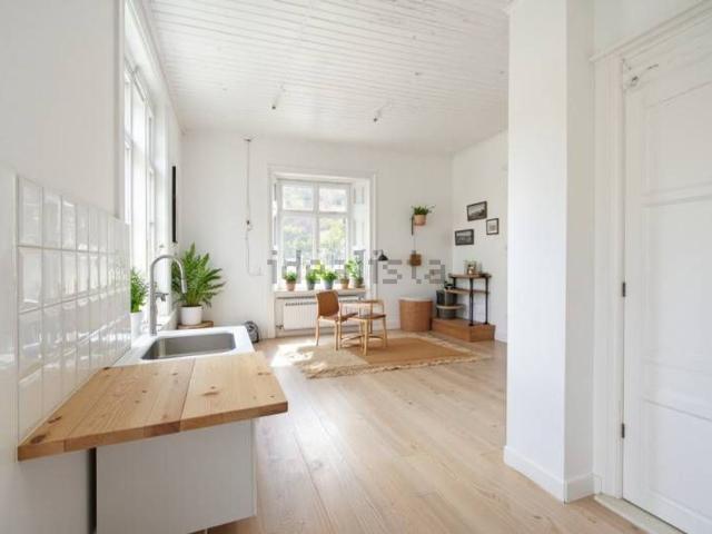 Casa in vendita a Limbiate, Lombardia