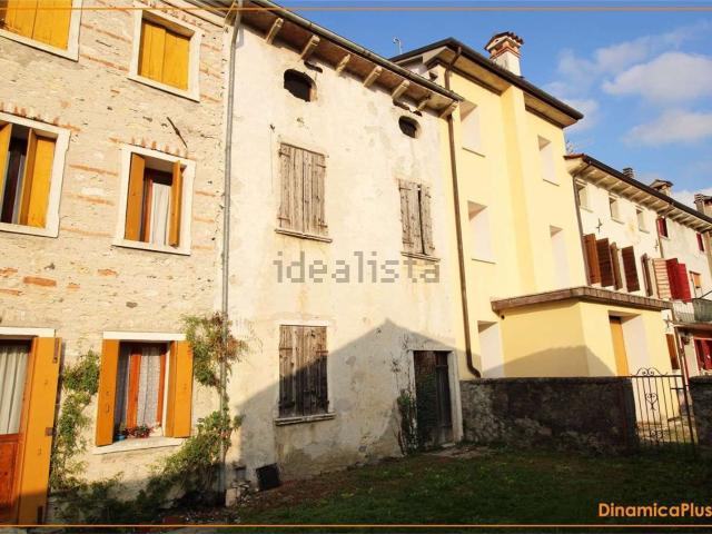 Casa in vendita a Pieve del Grappa, Segusino