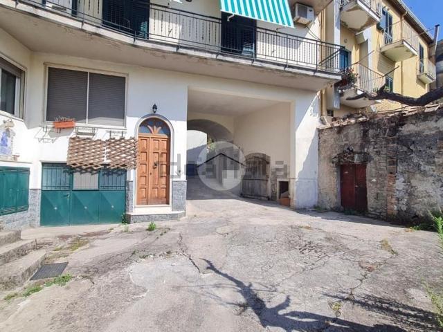 Casa in vendita a Pellezzano, Campania