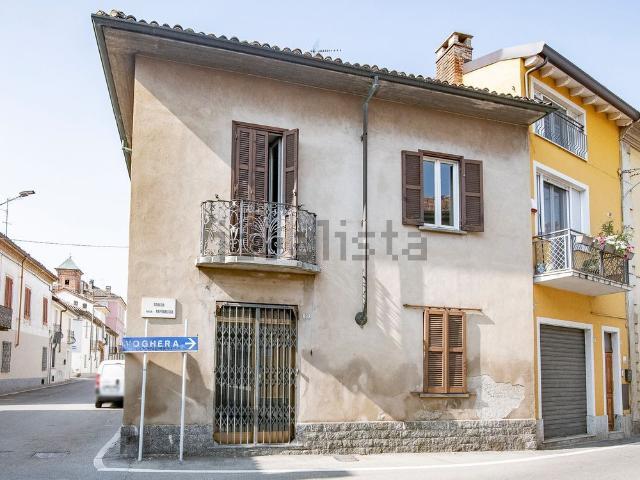Casa in vendita a Rivanazzano, Lombardia