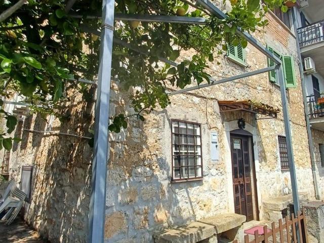 Casa in vendita a Prossedi, Lazio
