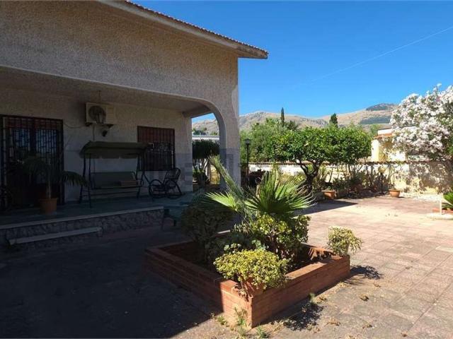 Casa in vendita a Carini, Sicilia
