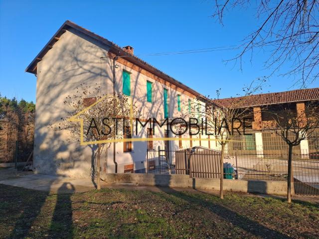 Casa in vendita a Piemonte, Asti