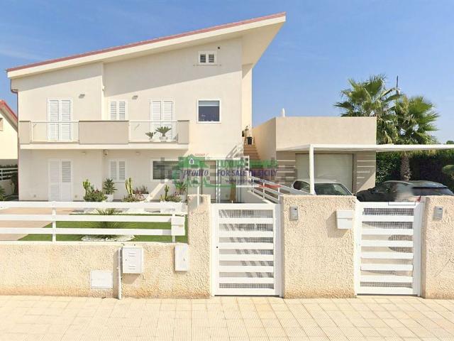 Casa in vendita a Pianetti, Ragusa