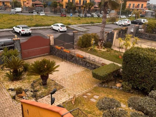 Casa in vendita a Massannunziata, Mascalucia