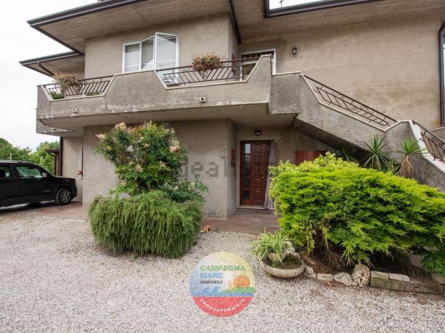 Casa in vendita a Unione Terre e Fiumi, Berra