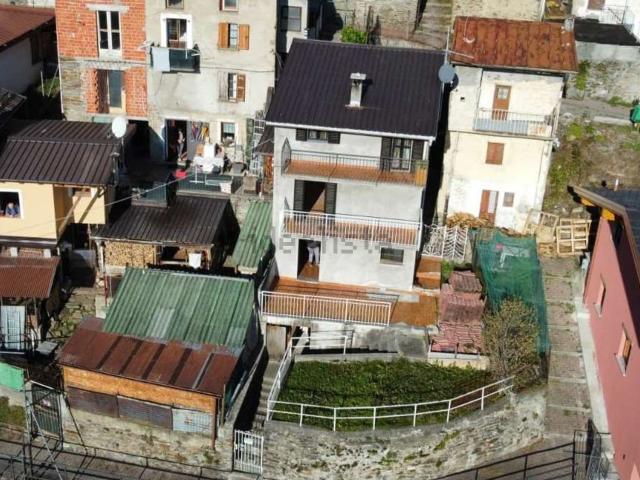 Casa in vendita a Cavargna, Lombardia