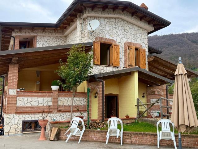 Casa in vendita a Fiuggi, Frosinone