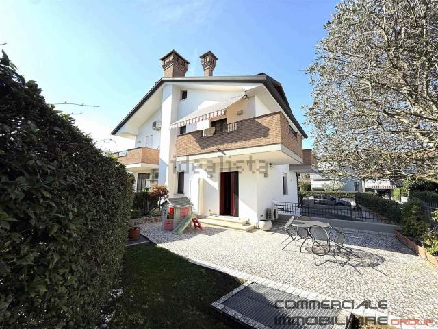 Casa in vendita a Brondolo, Chioggia