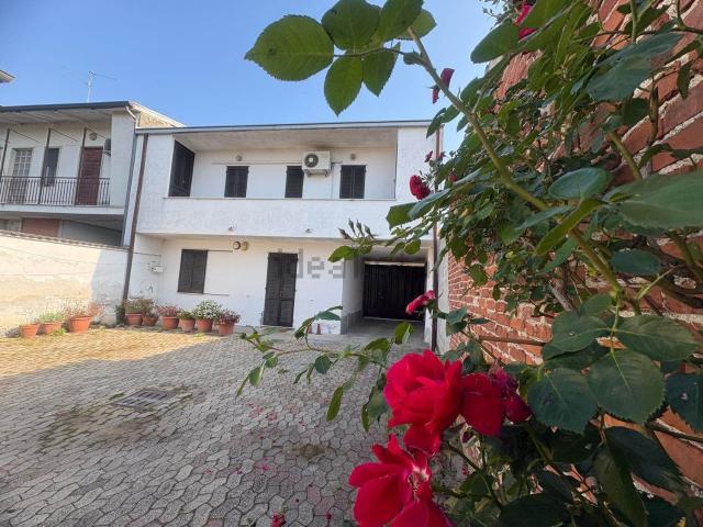 Casa in vendita a Tromello, Lombardia