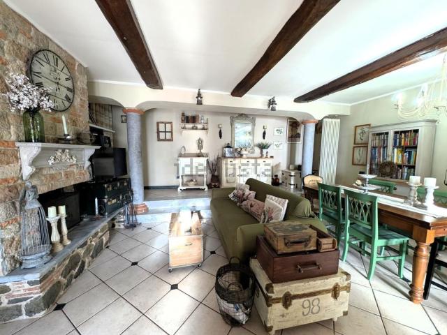 Casa in vendita a Sorgnano, Carrara