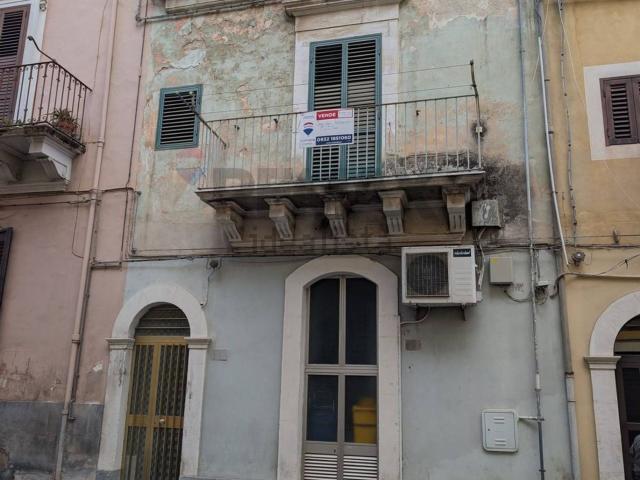 Casa in vendita a Ragusa Ibla, Ragusa