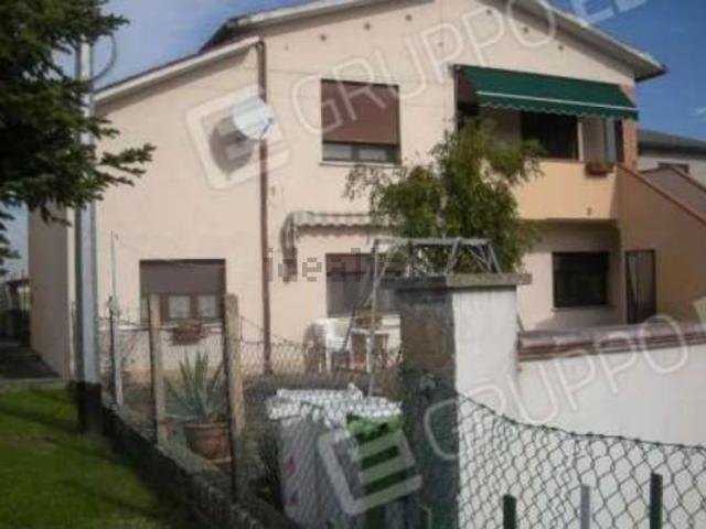 Casa in vendita a Crespino, Rovigo