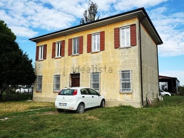 Casa in vendita a Ferrara, Reggio Emilia