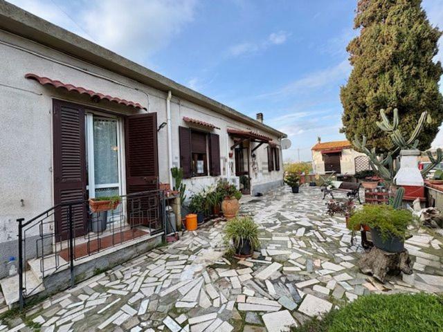 Casa in vendita a Colmata, Piombino